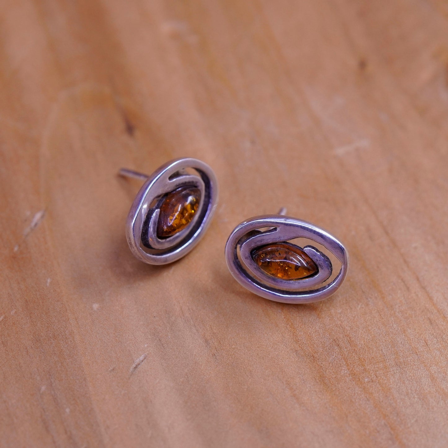 Vintage Mexico Sterling 925 silver handmade studs earrings with amber inlay