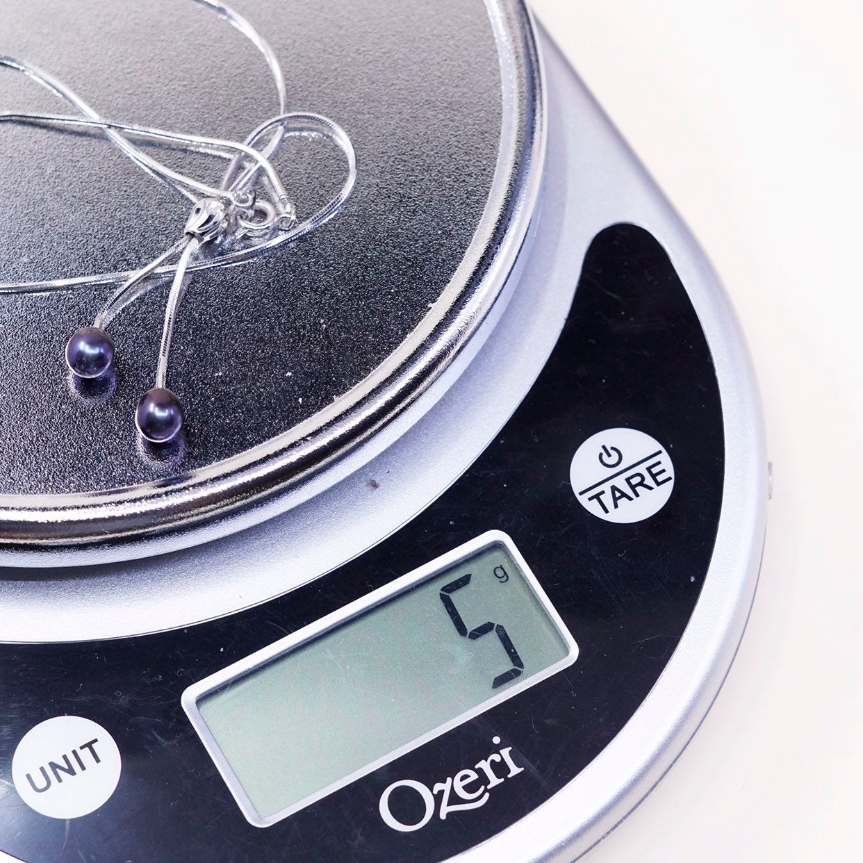 16", VTG sterling silver necklace, black pearl pendant w/ snake chain
