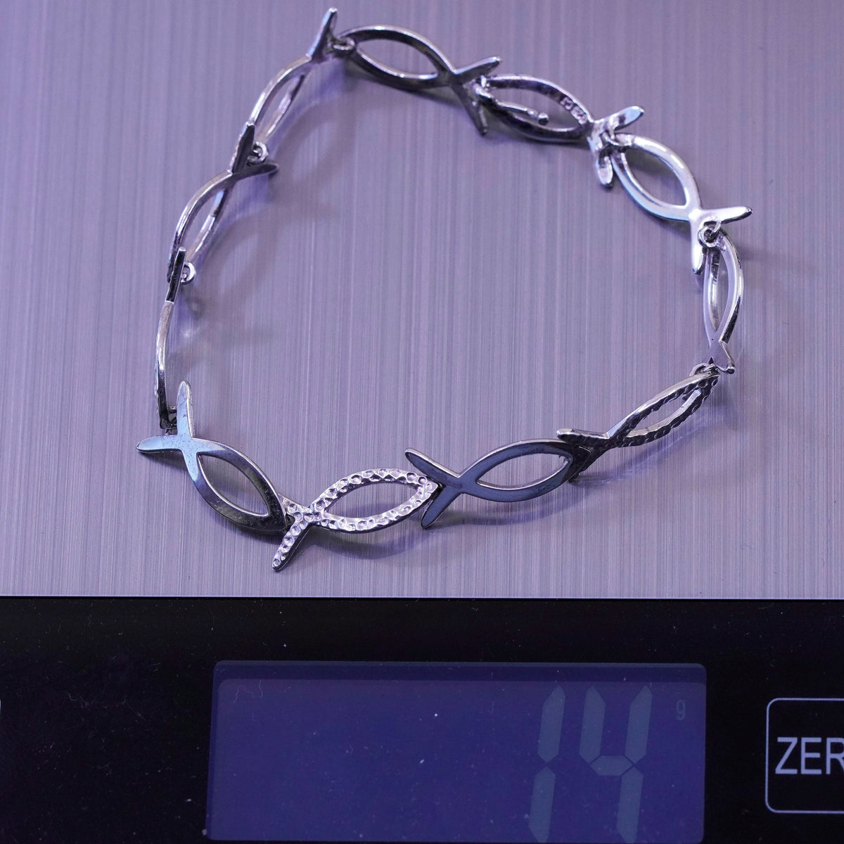 7.25”, Vintage sterling silver handmade bracelet, 925 fish link chain