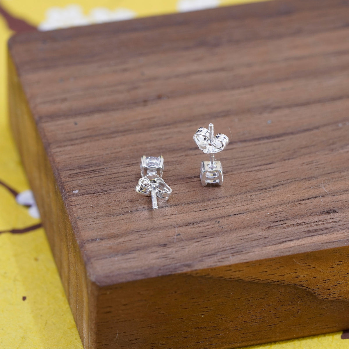 3mm, Vintage Sterling silver handmade earrings, 925 round cz studs