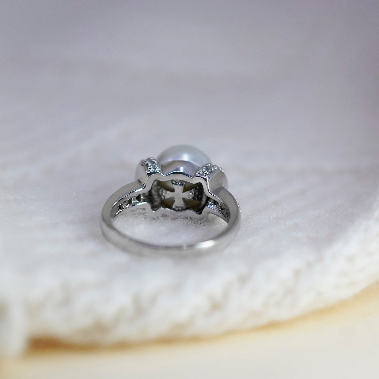Size 7, Vintage sterling 925 silver handmade ring with faux pearl and cz