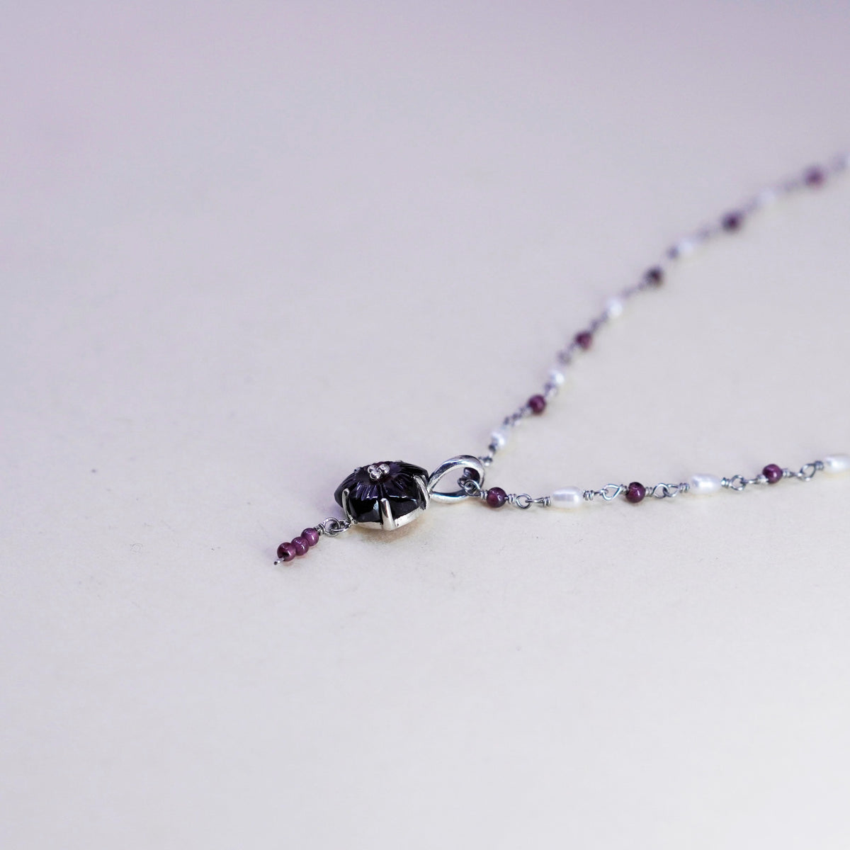 17”, Sterling silver necklace, 925 circle chain w/ garnet flower pendant pearls