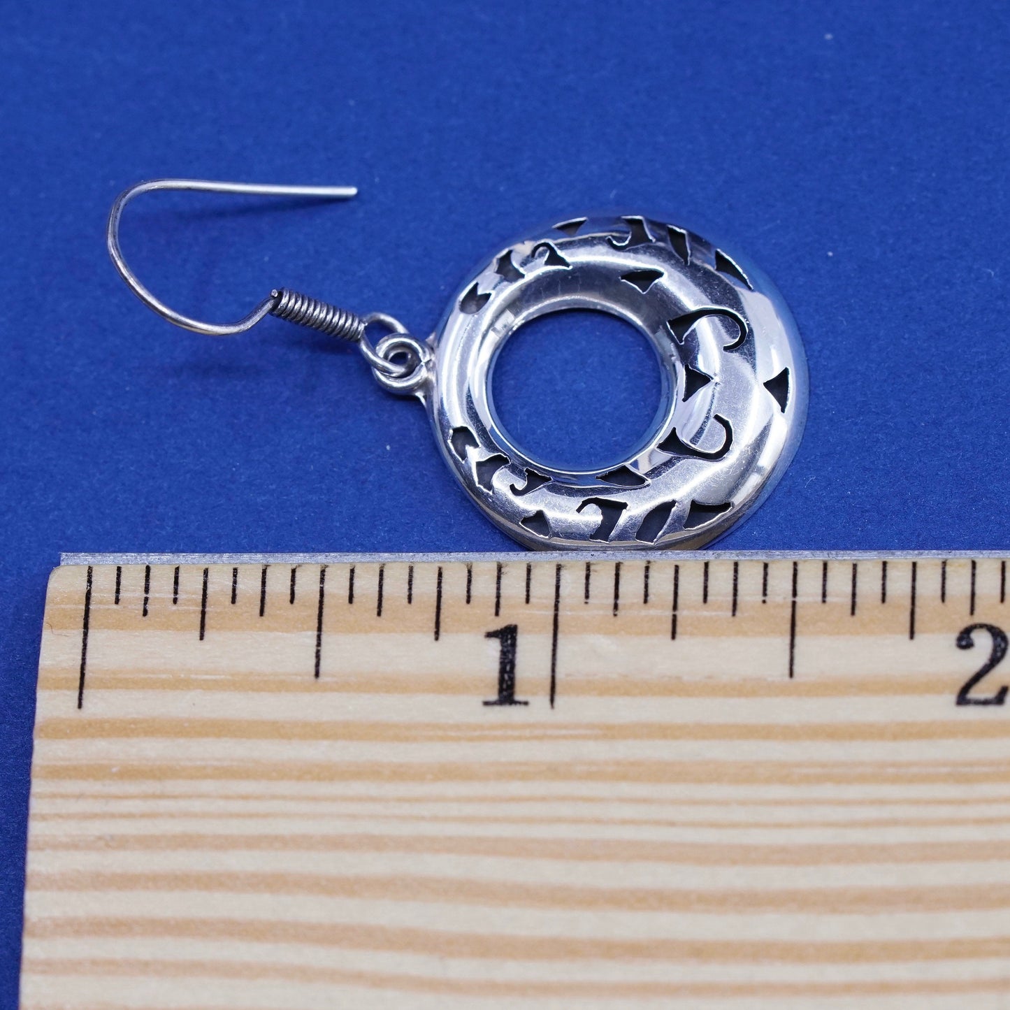 Vintage sterling silver handmade earrings, Mexico 925 filigree puffy circle