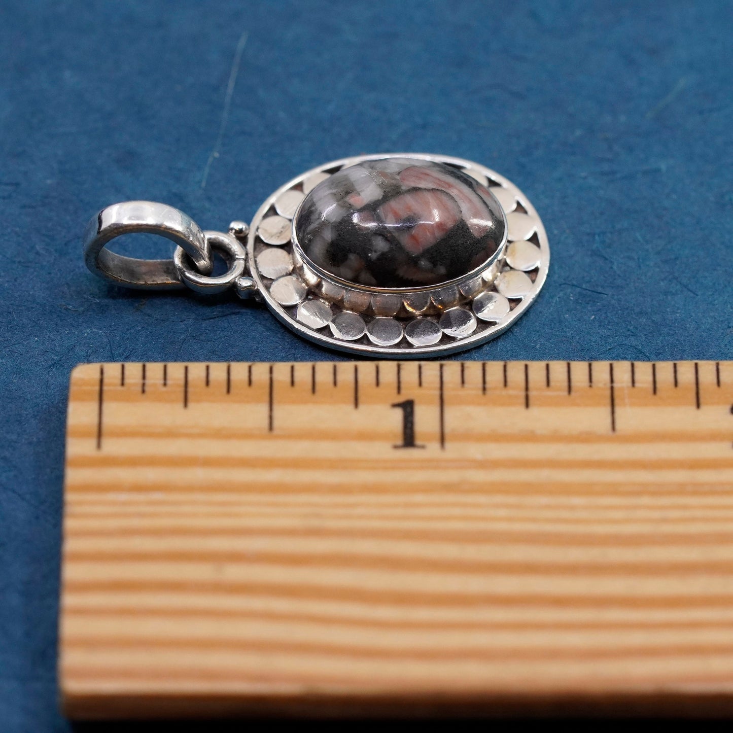 Vintage Mexico Sterling 925 silver handmade pendant with oval jasper
