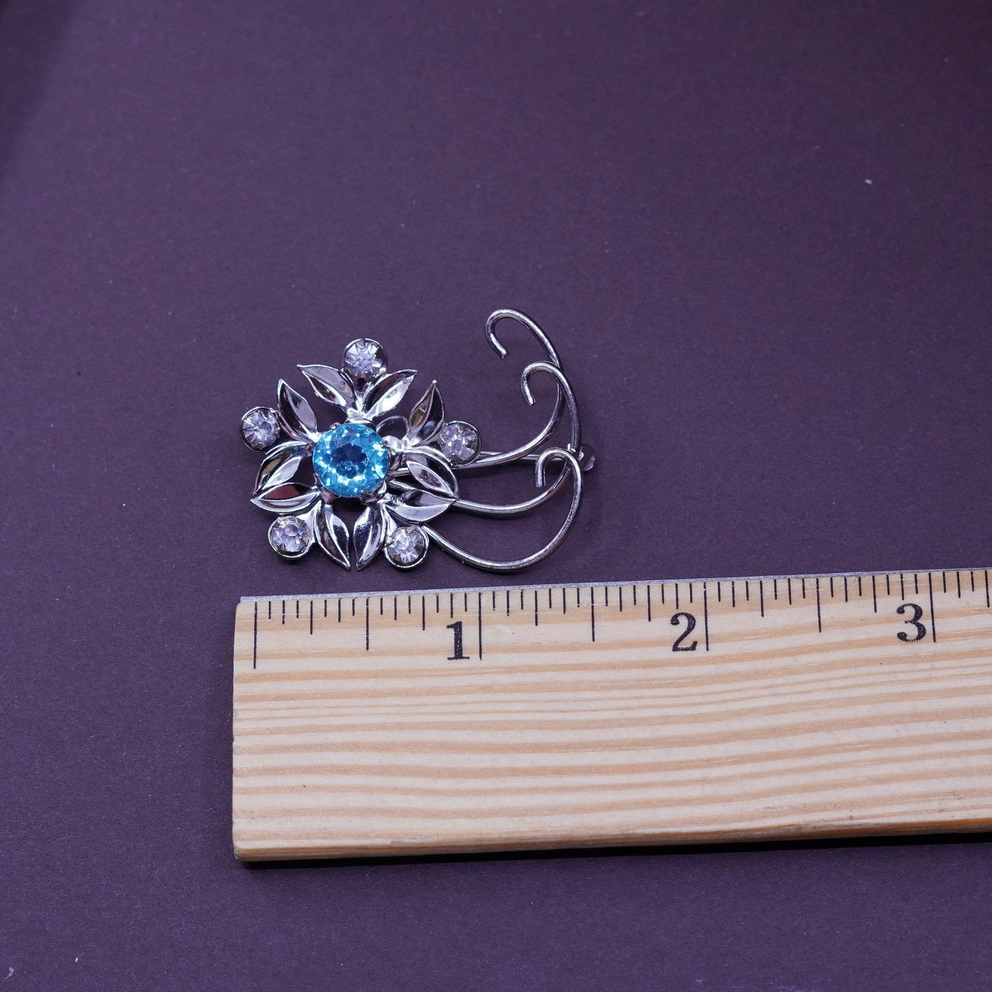 Vintage Art Deco handmade sterling 925 silver flower brooch with blue Crystal