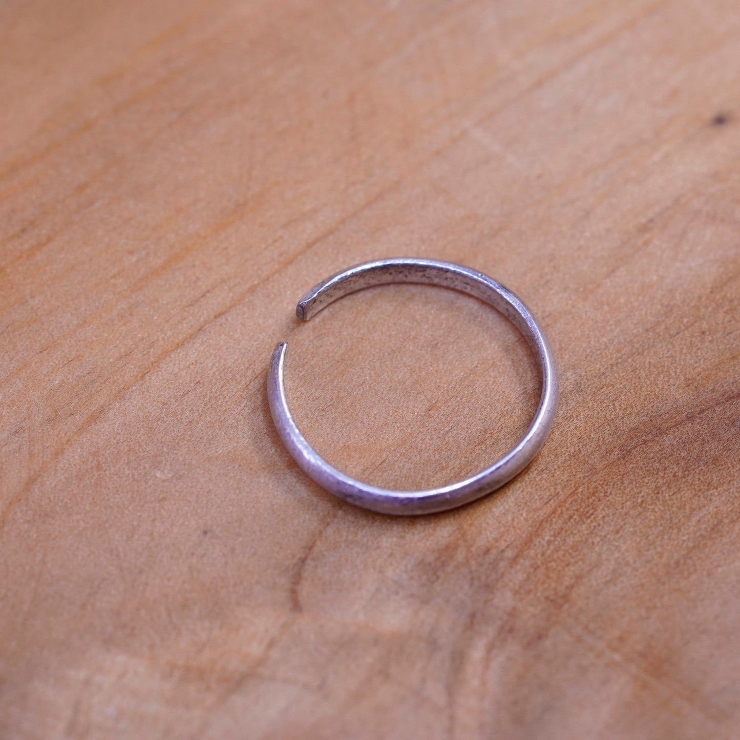 Size 6, vintage Sterling silver handmade ring, 925 band, open end