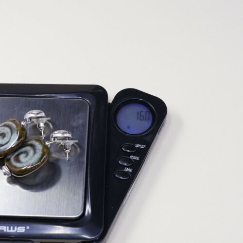 Vtg Modern handmade Sterling 925 Silver Earrings Round Green Swirl Glass