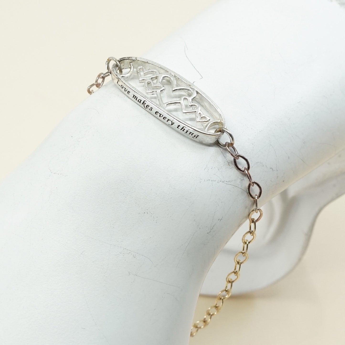 7.75", vtg Sterling Silver Bracelet, 925 flatten circle chain w/ heart “love"