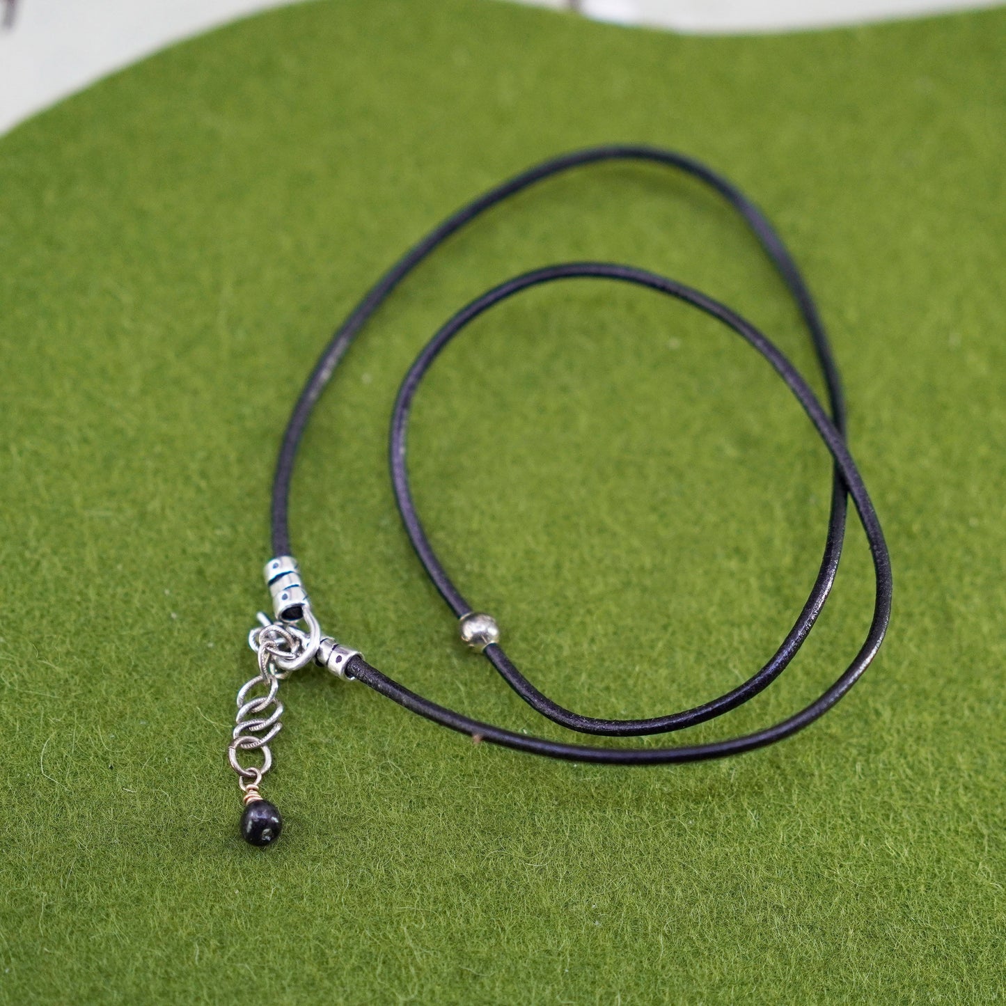 16+2”, vintage Sterling 925 Silver Clasp W/ black Leather chain Necklace