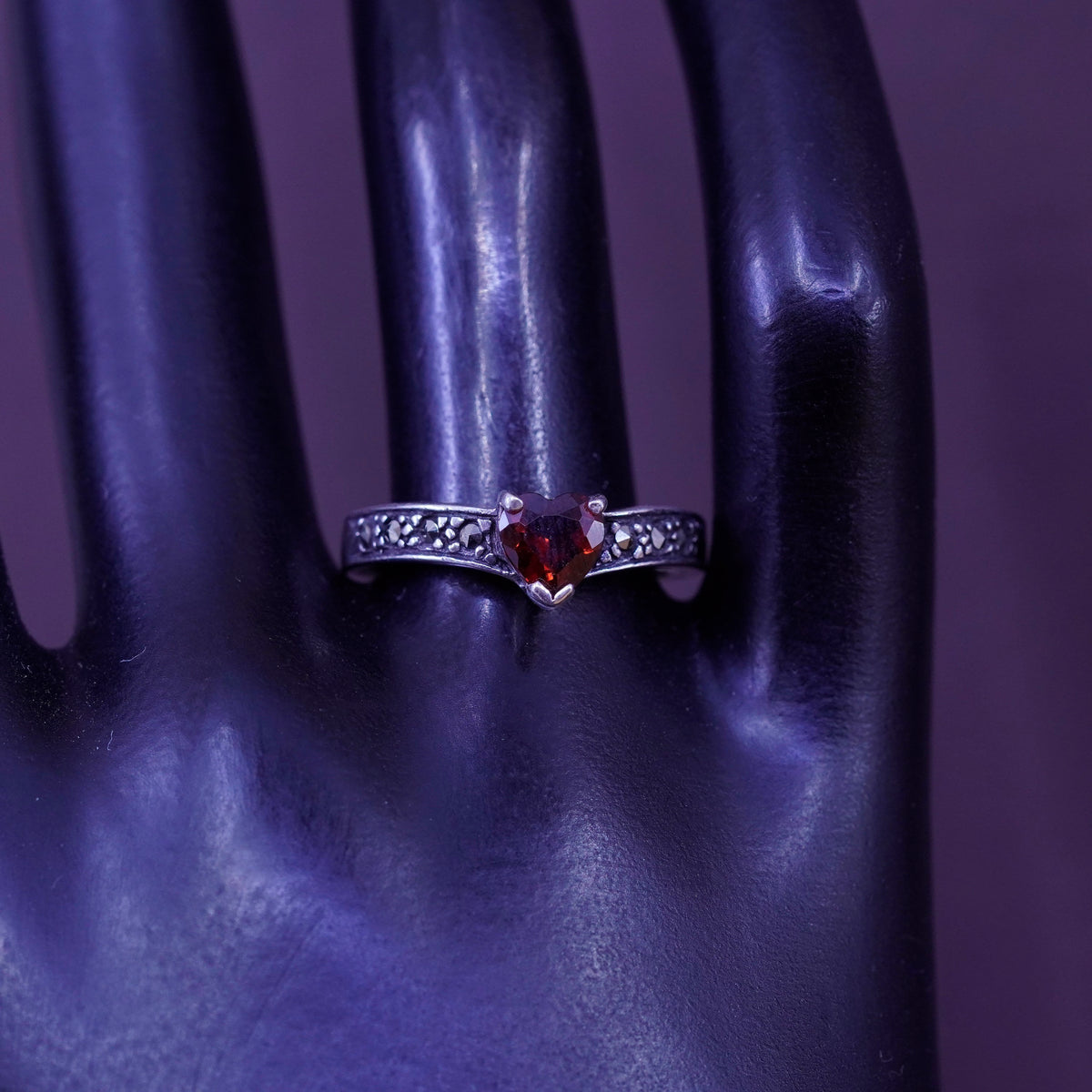 Size 8.5, Sterling 925 silver handmade statement ring heart ruby marcasite