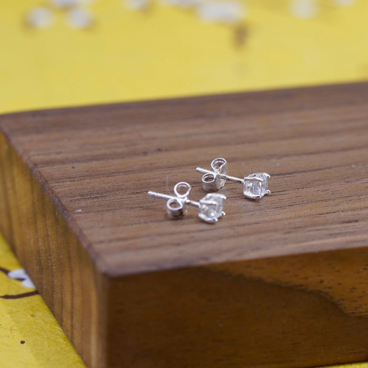 3mm, Vintage Sterling silver handmade earrings, 925 round cz studs