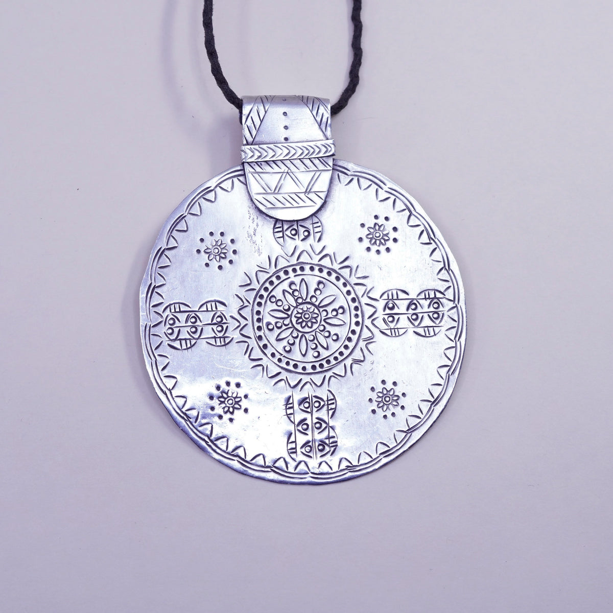 16”, Vintage sterling silver handmade necklace, 925 round pendant linen thread