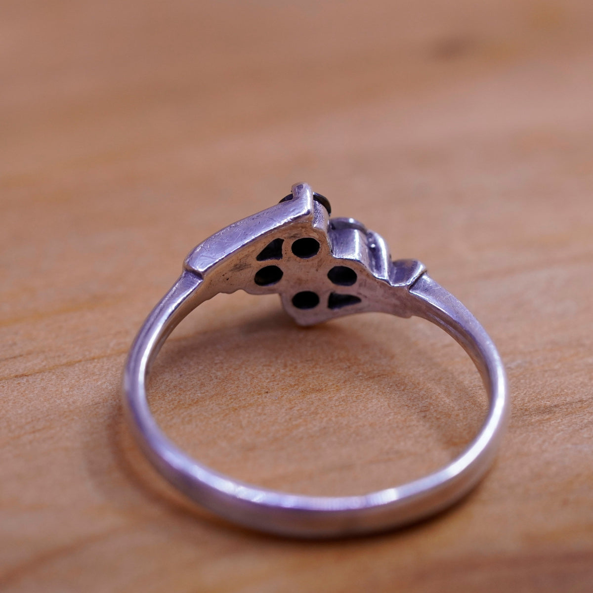 Size 8, vintage Sterling silver handmade ring, 925 band with black clear cz
