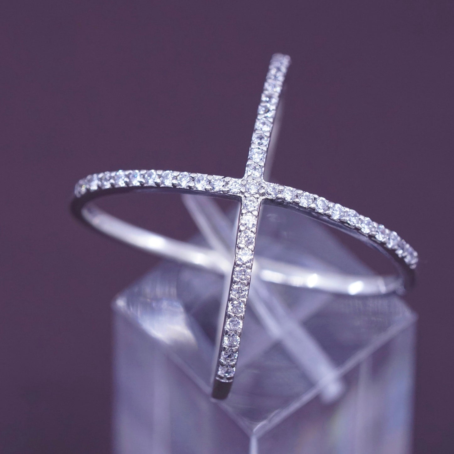 Size 7.25, vintage Sterling silver handmade ring, 925 cross band with cz
