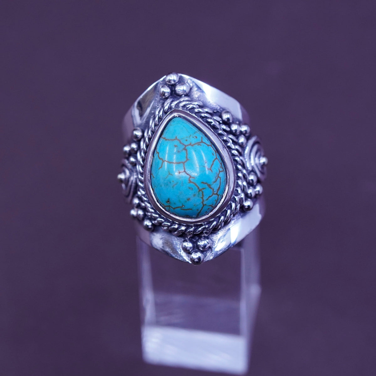 Size 9, Sterling 925 silver ring, Native American, Navajo w/ teardrop turquoise