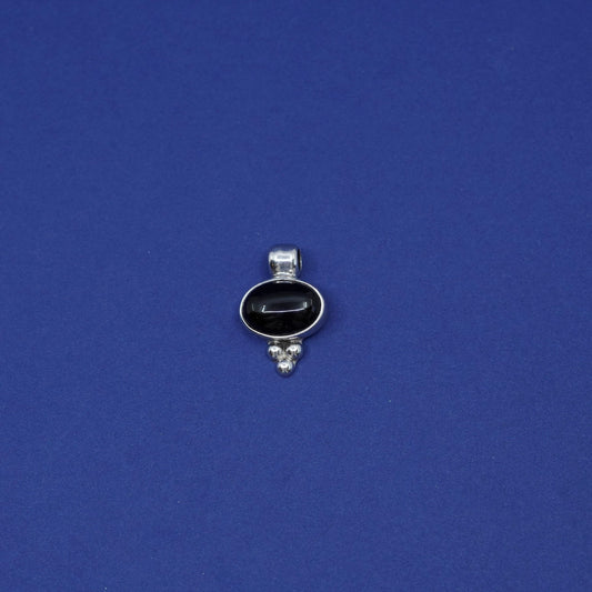 Vintage Sterling 925 silver handmade pendant with oval obsidian
