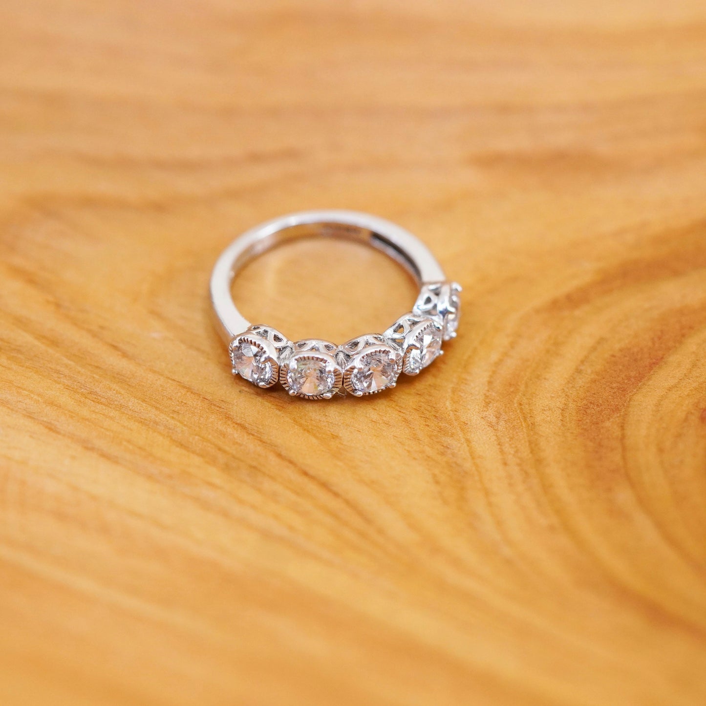 Size 6, vintage Sterling 925 silver anniversary engagement ring with cluster cz