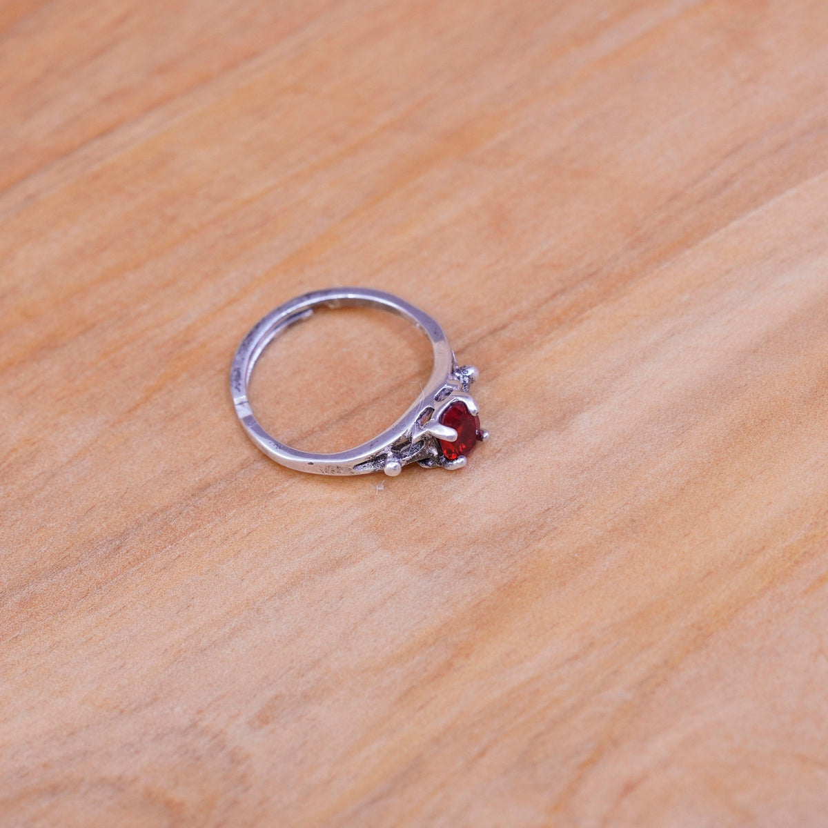 Size 4.5, size adjustable. vintage Sterling 925 silver ring with oval ruby
