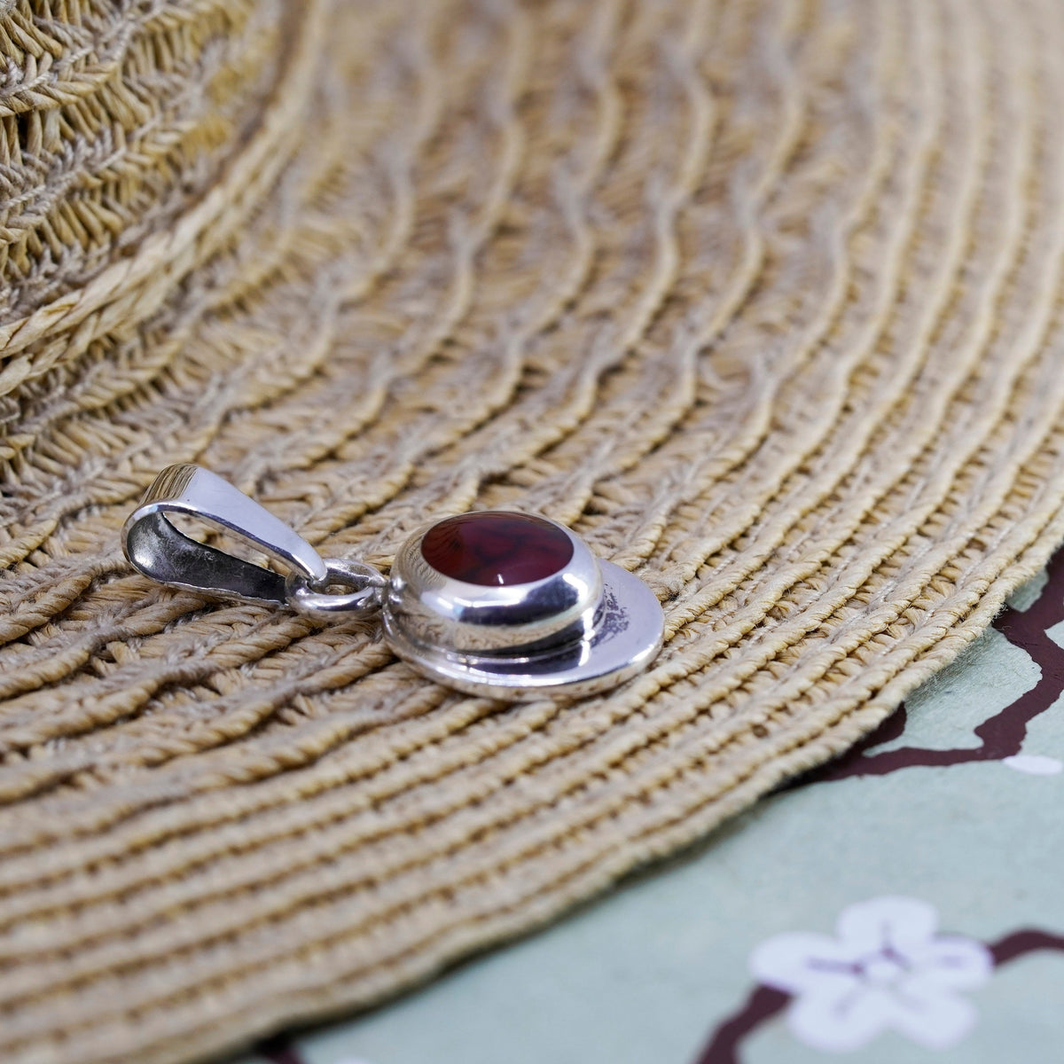 Vintage Mexico Sterling 925 silver handmade round pendant with red jasper