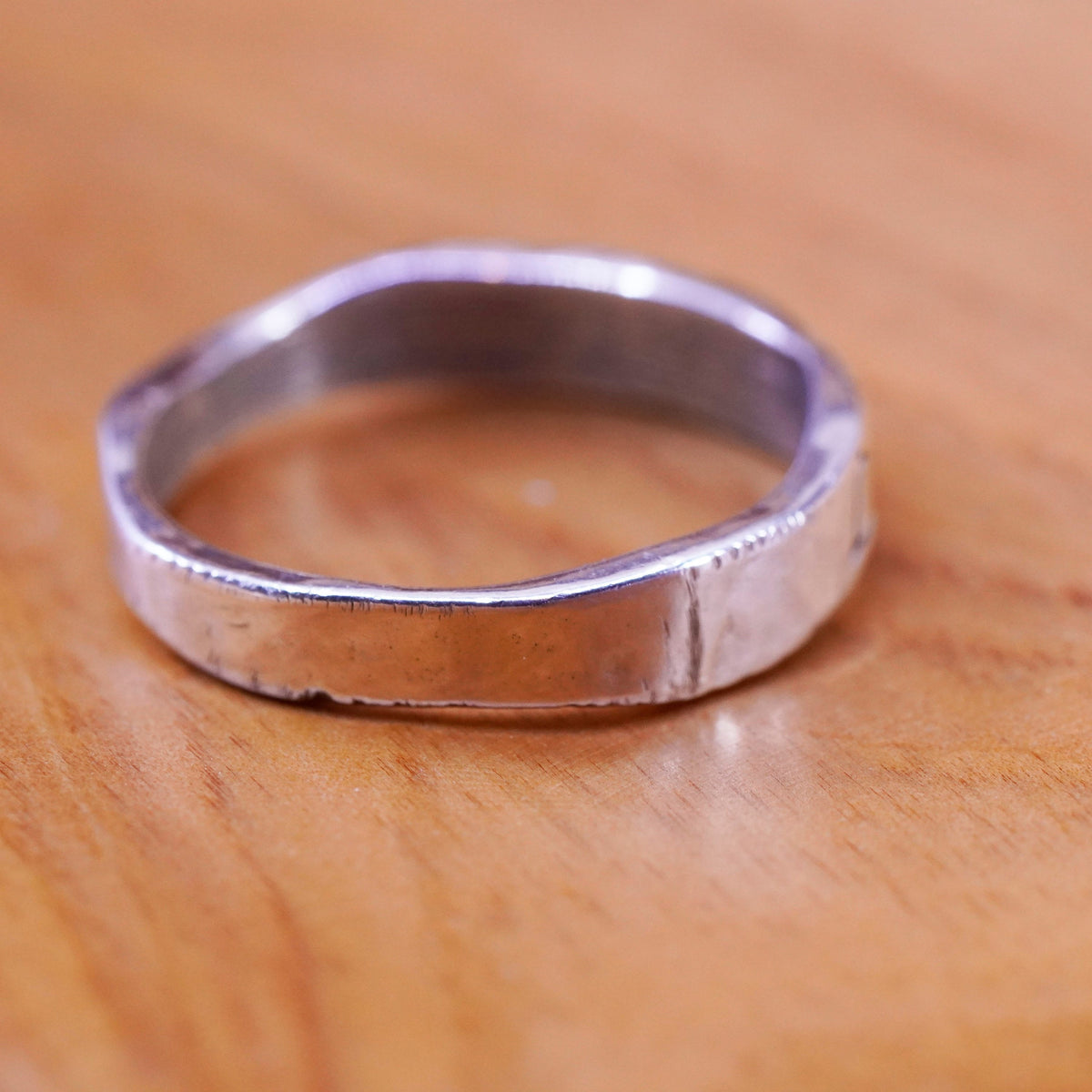 Size 8.25, vintage Sterling silver prayer ring, hammered 925 band with “love”