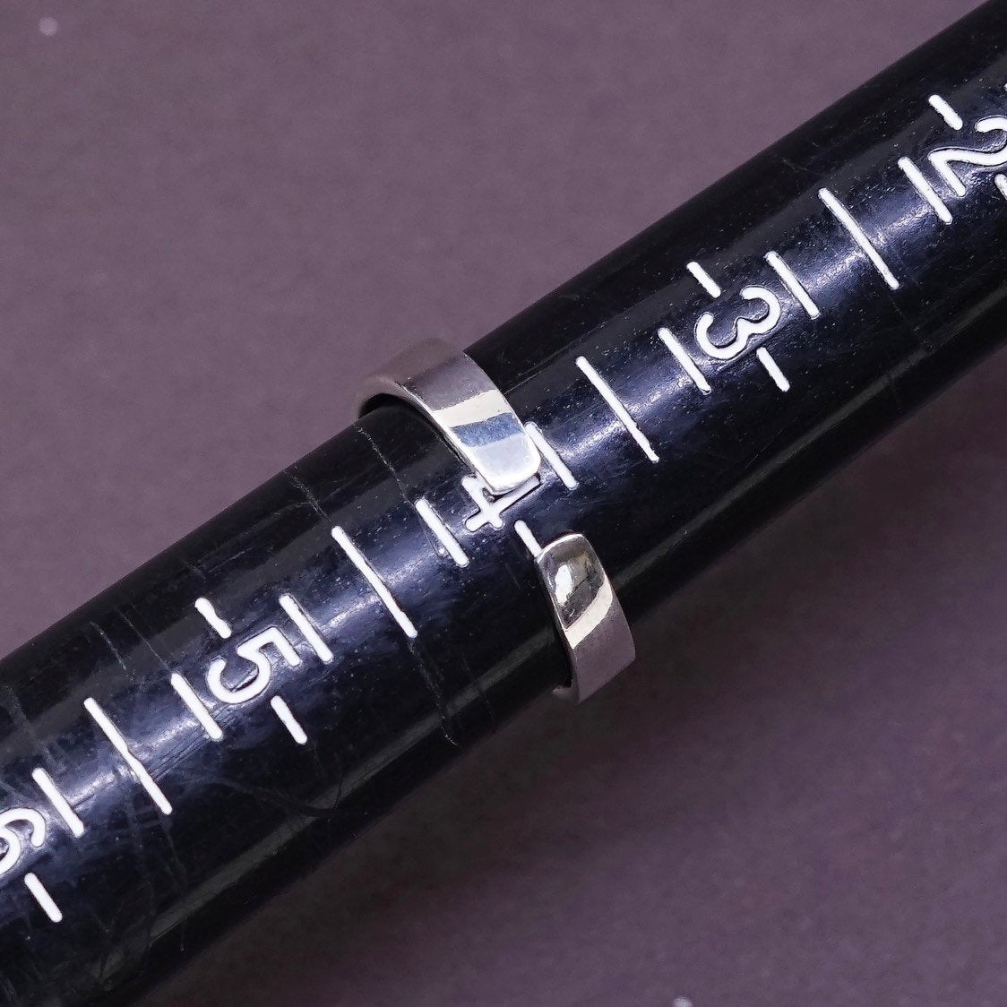 sz 4, vtg Sterling silver handmade ring, 925 dolphin band, open end