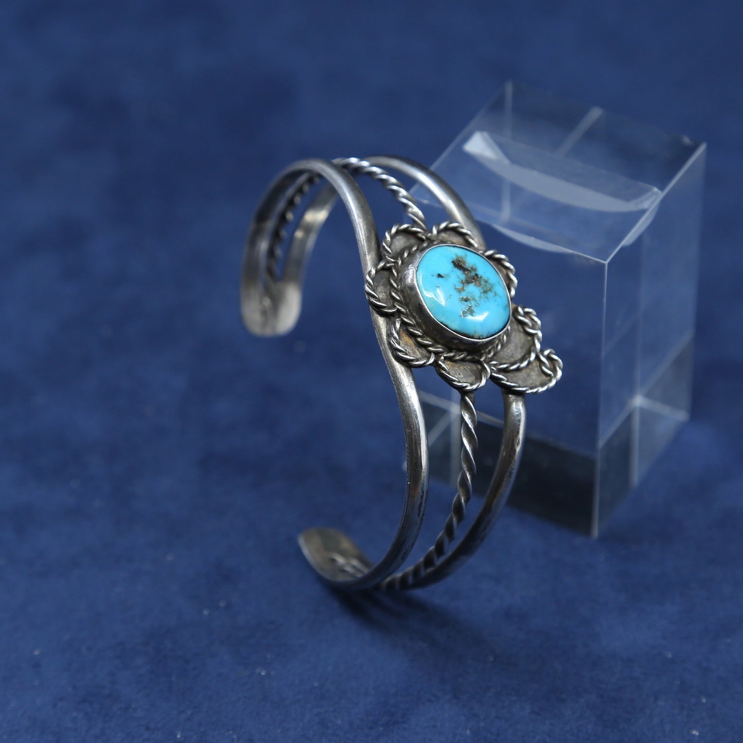 6.25", navajo Native American Sterling silver bracelet, 925 cuff w/ turquoise