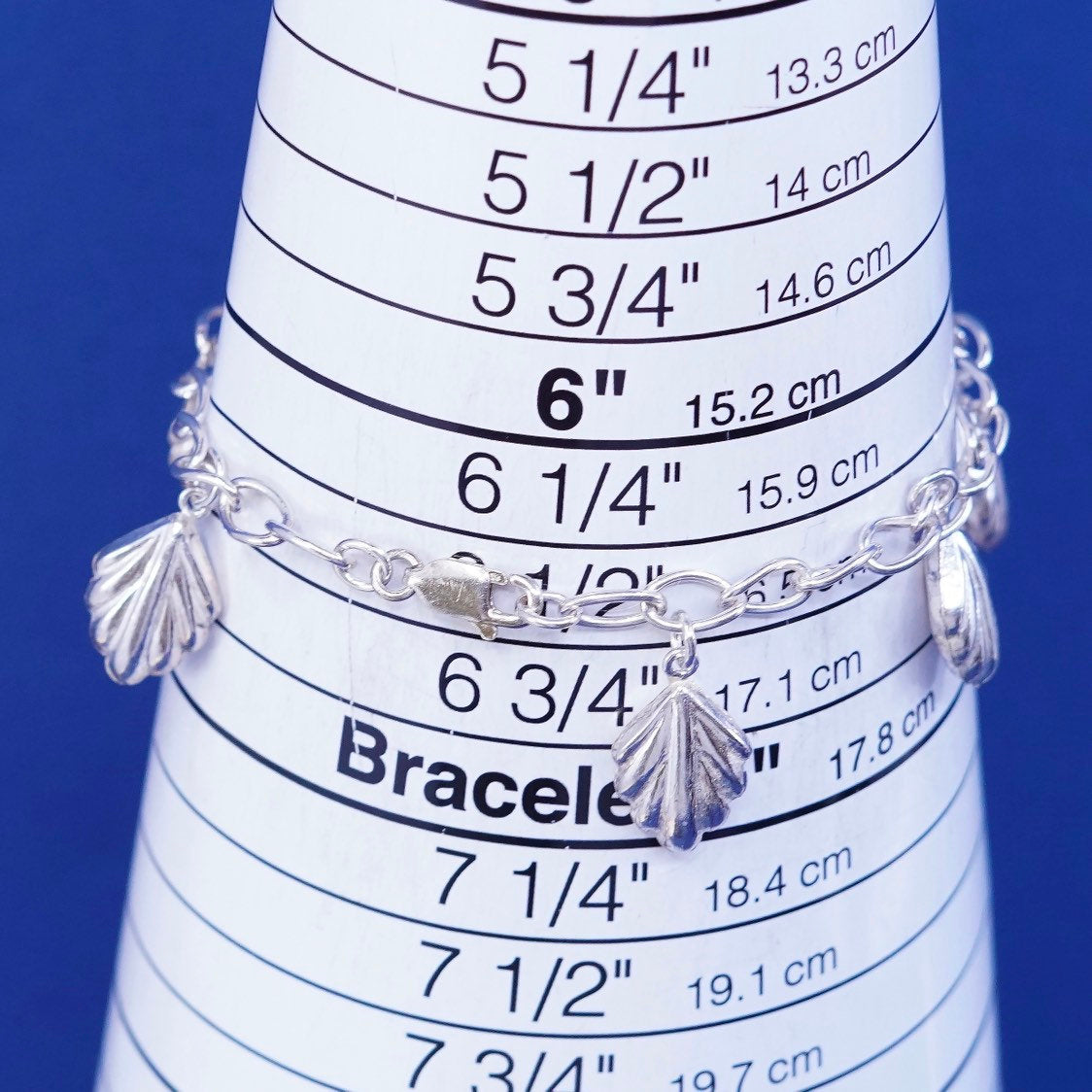 6.5", vtg Sterling silver handmade bracelet, 925 circle chain w/ leaves Charms