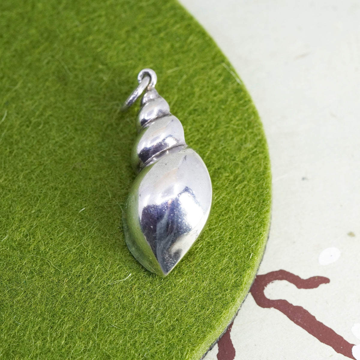 Vintage sterling silver handmade pendant, 925 shell