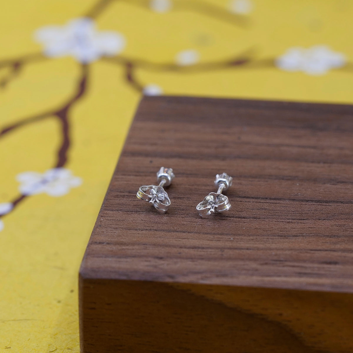 2mm, Vintage Sterling silver handmade earrings, 925 cz studs