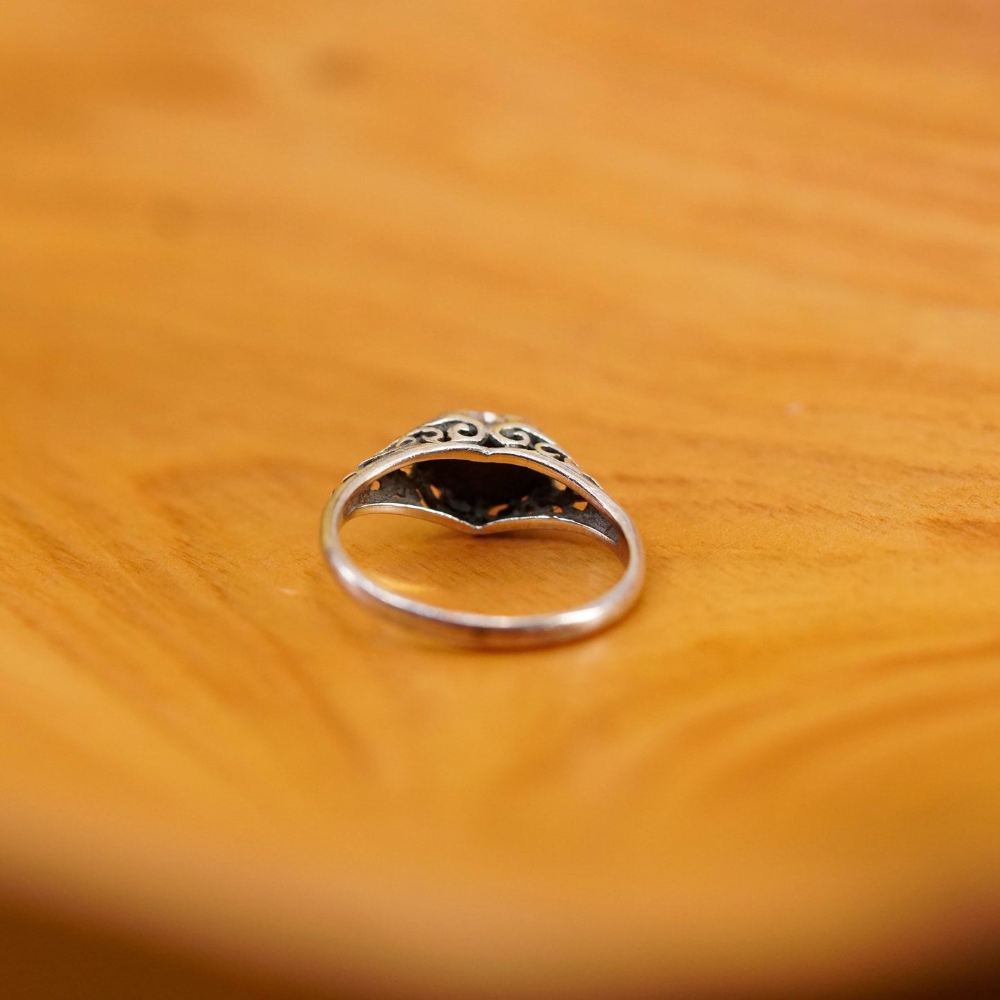 Size 4.75, vintage Sterling 925 silver handmade ring with heart onyx