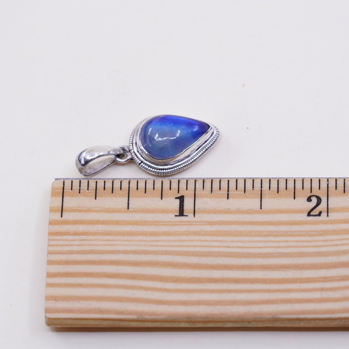 Vintage Sterling 925 silver handmade pendant with teardrop moonstone