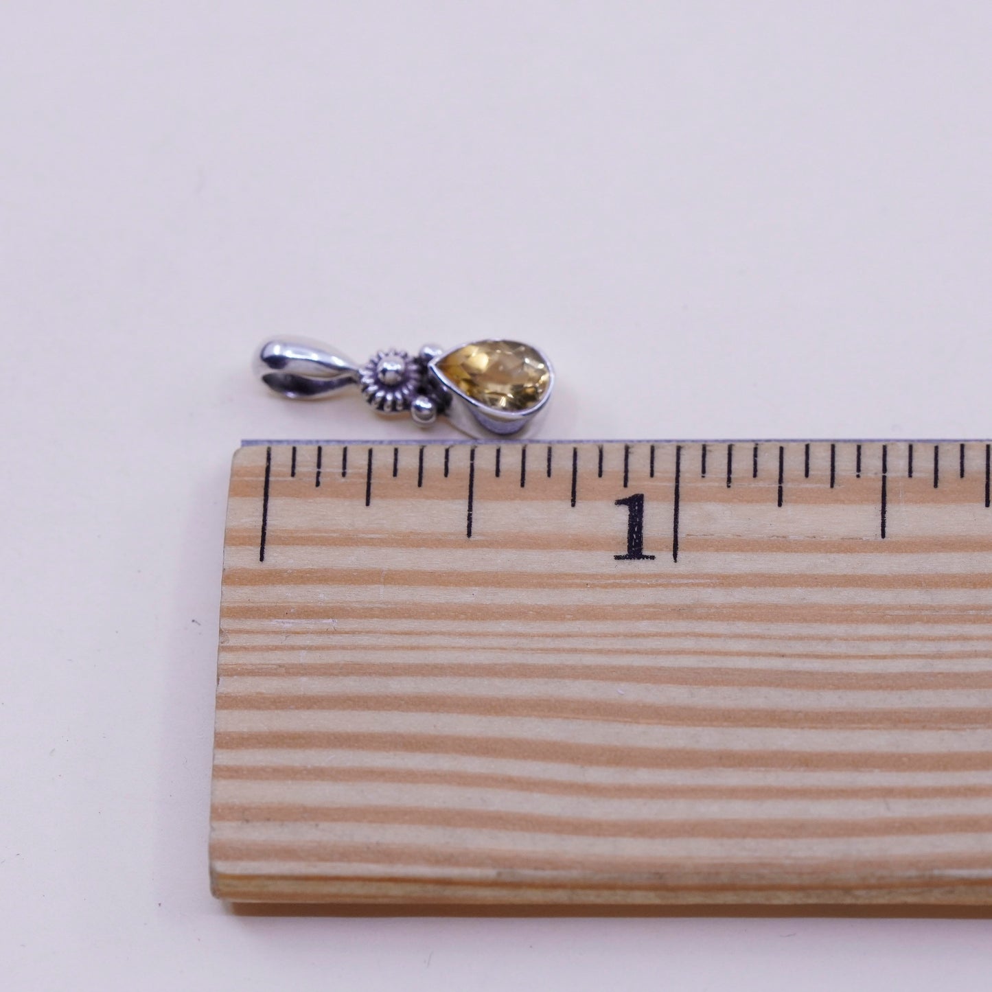 Vintage sterling 925 silver handmade pendant with teardrop citrine