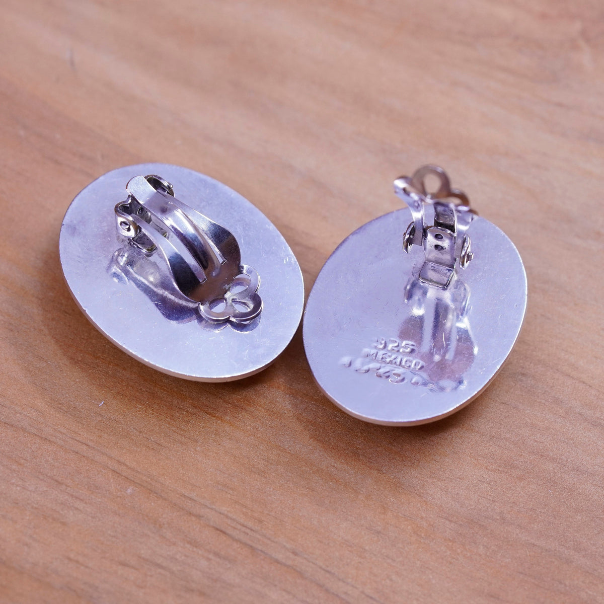 Mexico Sterling silver handmade earrings, 925 oval obsidian clip on