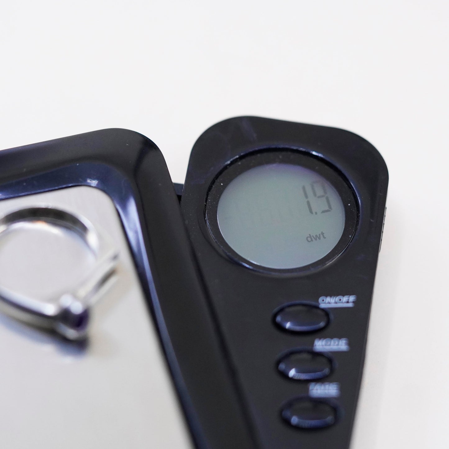 Size 6, vintage Sterling silver cocktail ring, 925 stackable band with amethyst