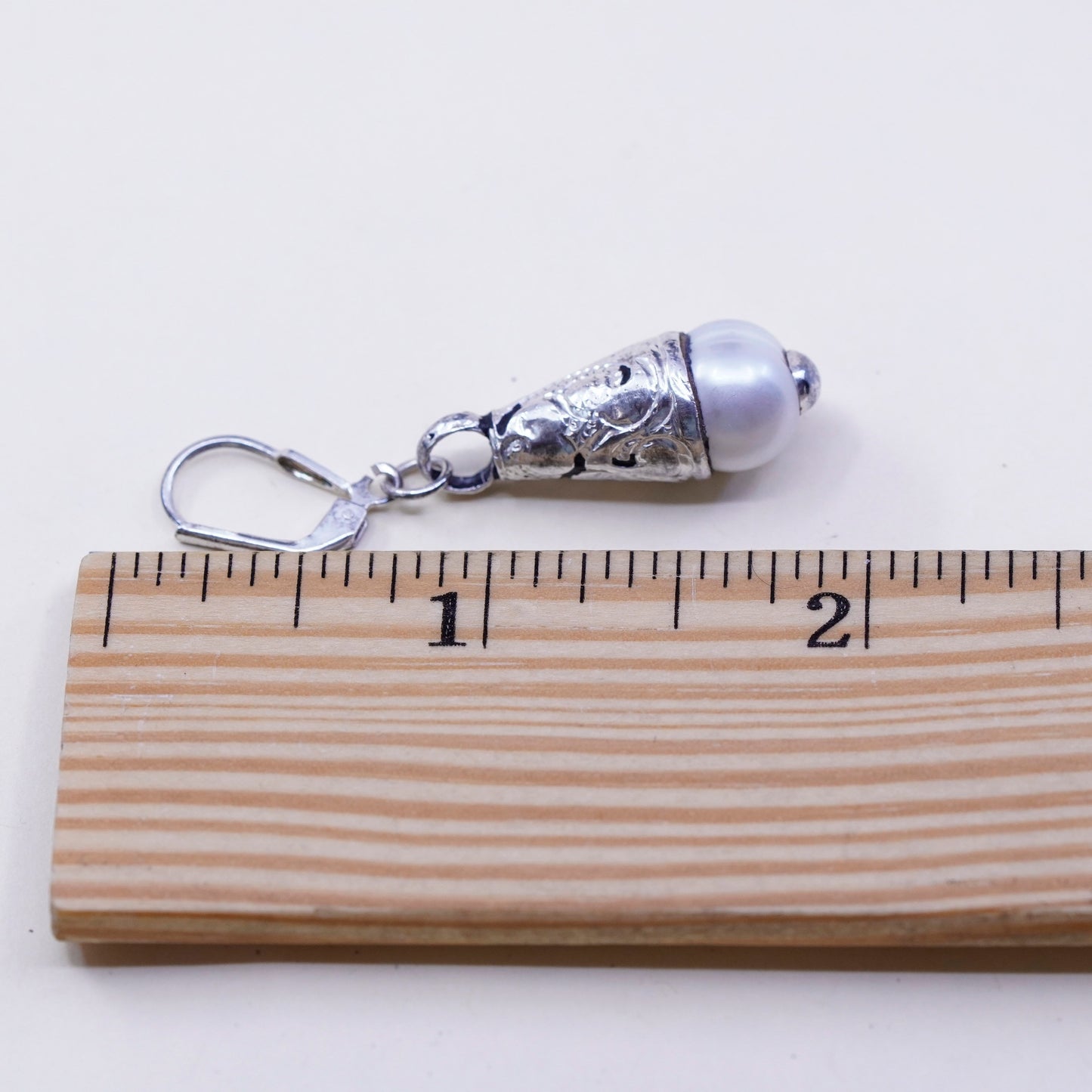 Vintage southwestern sterling silver handmade earrings, 925 teardrop with pearl