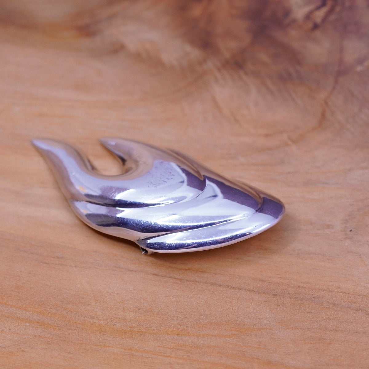 Vintage modern handmade puffy sterling 925 silver wavy brooch pin