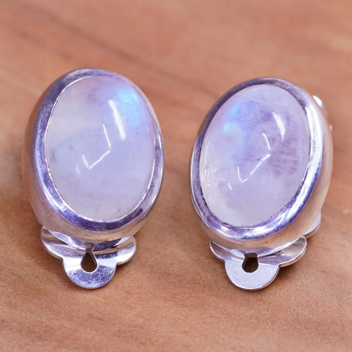 mexico Sterling silver handmade clip on, 925 modern earrings with moonstone