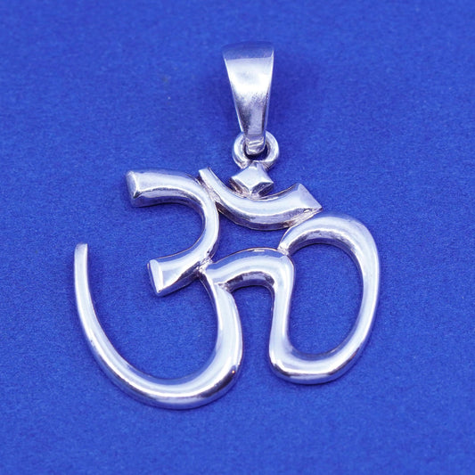 Vintage om aum symbol Native American sterling 925 silver handmade pendant