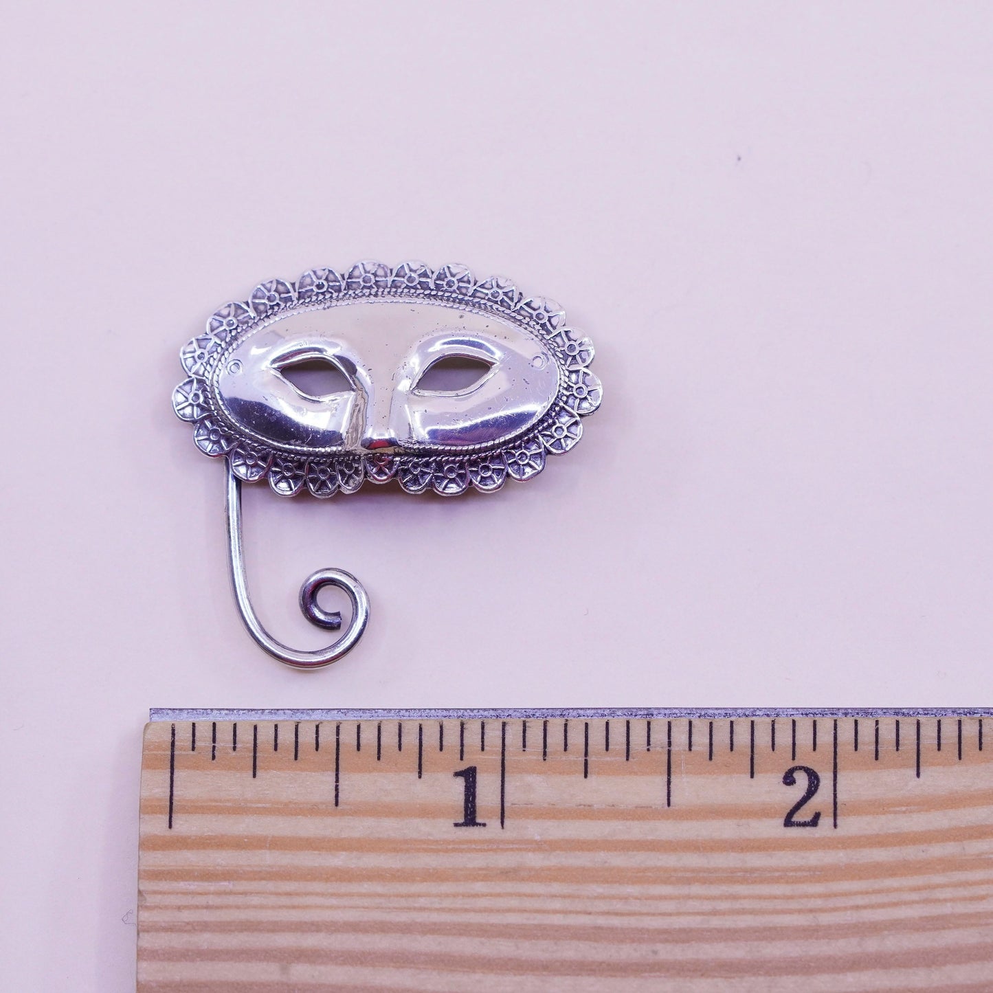 Lang Sterling 925 silver Madi Gras Theater Mask Tie Tack Pin Brooch Eye Mask