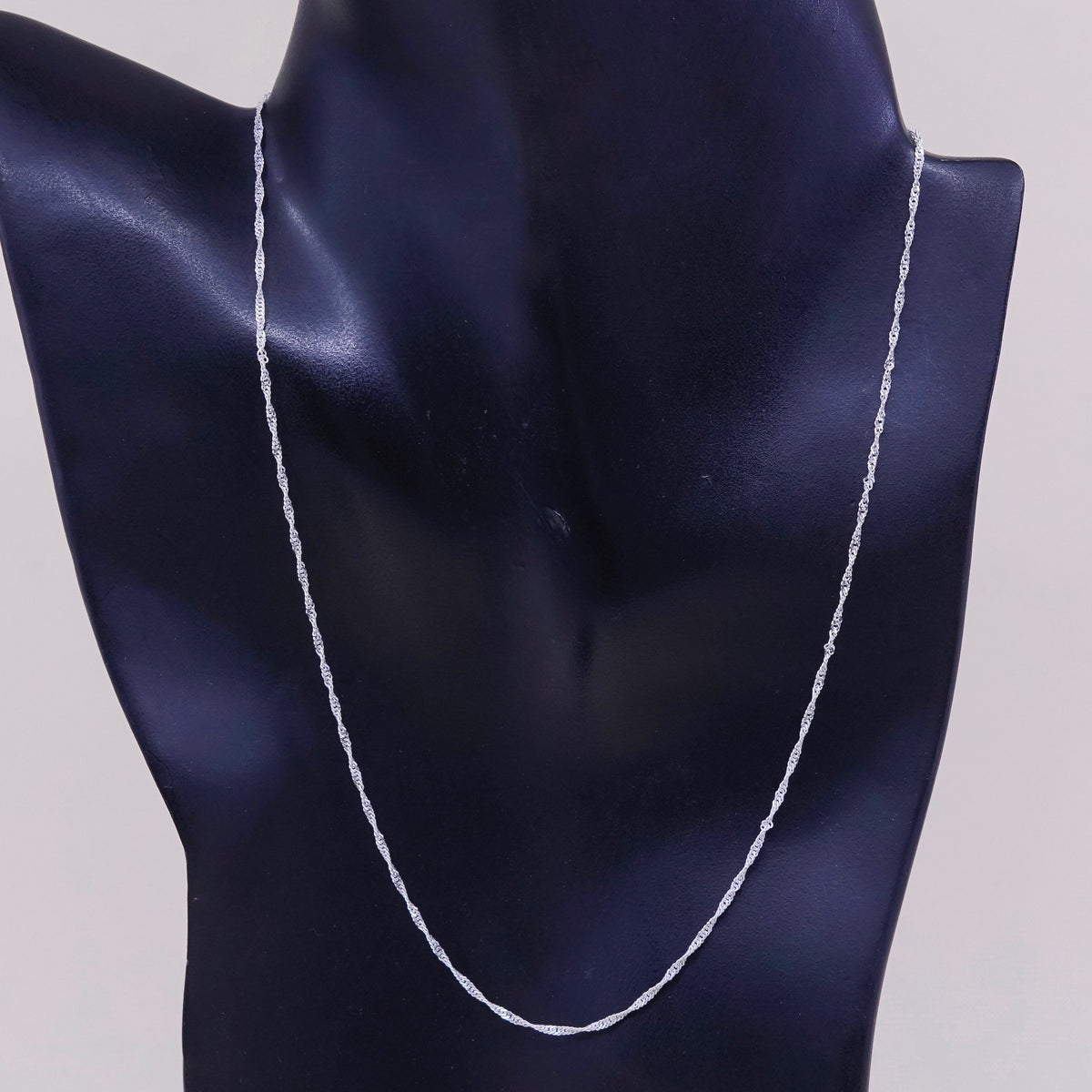 18”, 1.6mm, vtg sterling silver Italy 925 silver twisted curb chain, necklace
