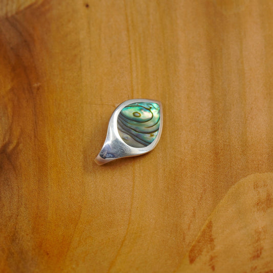 Vintage Sterling 925 silver handmade pendant with teardrop abalone