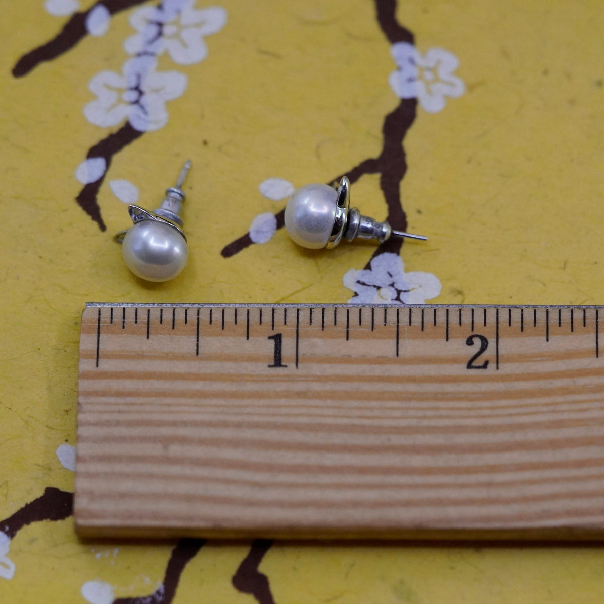 Vintage LUC Sterling silver handmade earrings, 925 cat studs with pearl