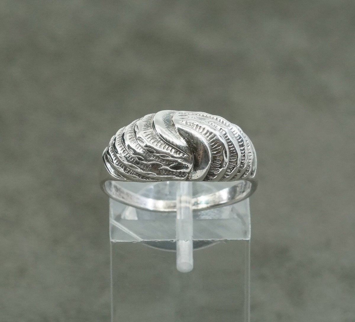 sz 8, vtg Sterling silver handmade ring, 925 ribbed band, minimalist