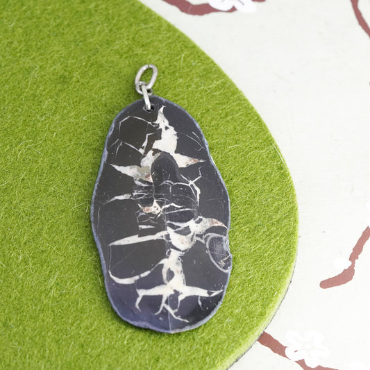 Vintage sterling 925 silver handmade pendant with agate