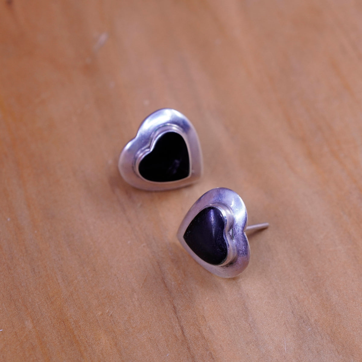 Vintage mexico Sterling silver handmade earrings, 925 heart studs with obsidian