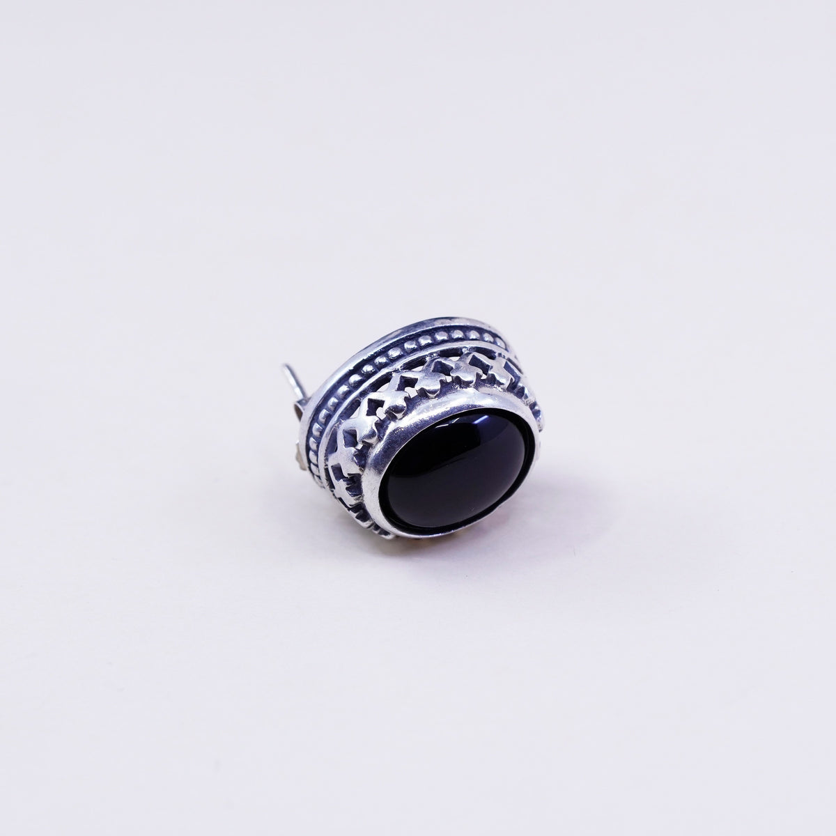 Vintage Sterling silver handmade earrings, filigree 925 studs with oval onyx