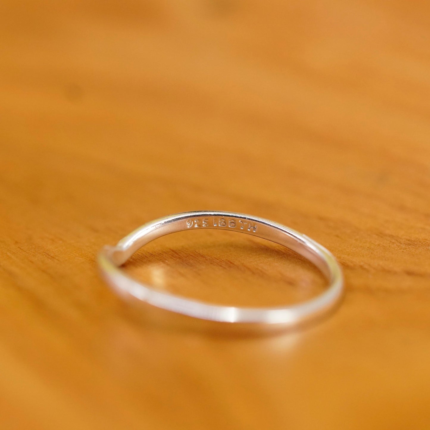Size 8, vintage Sterling silver handmade ring, 925 thin V shaped band stackable
