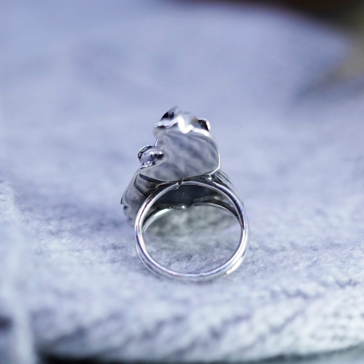 Size 8.5, vintage sterling silver ring, handmade lily flower 925 band