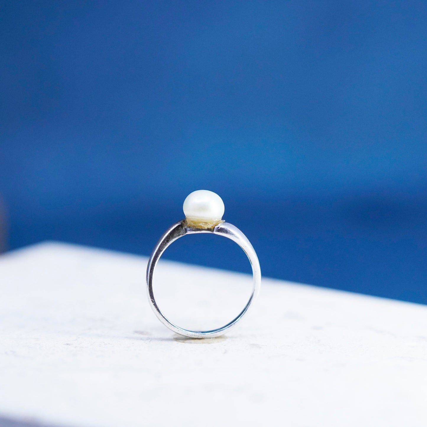 Size 7, vintage sterling 925 silver statement ring band with pearl