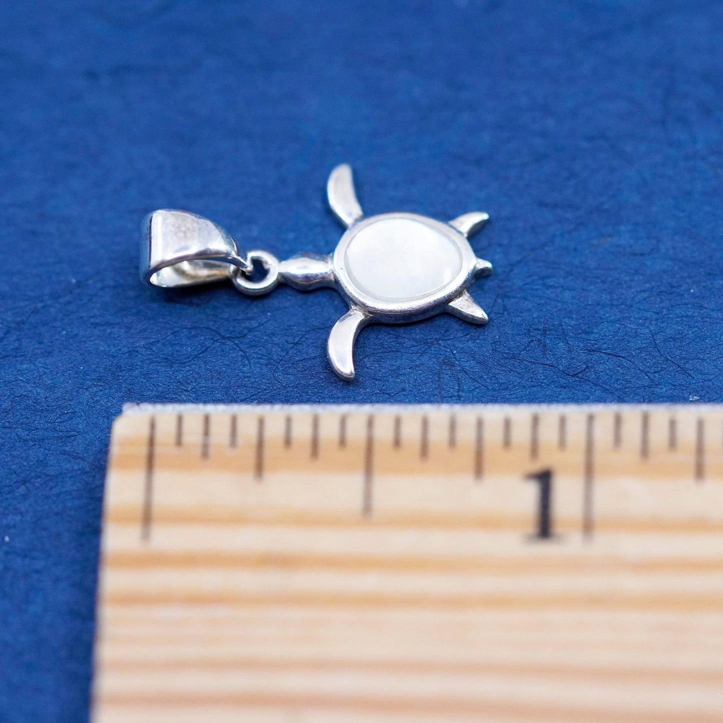 Sterling silver handmade pendant, 925 sea turtle charm white mother of pearl
